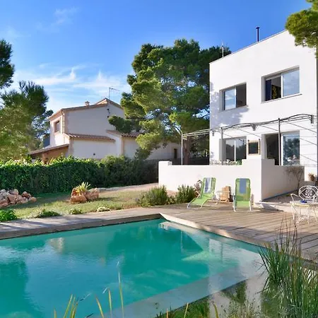 Modern With Pool *