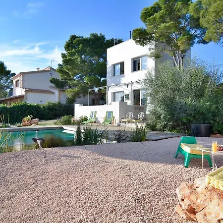 Modern With Pool